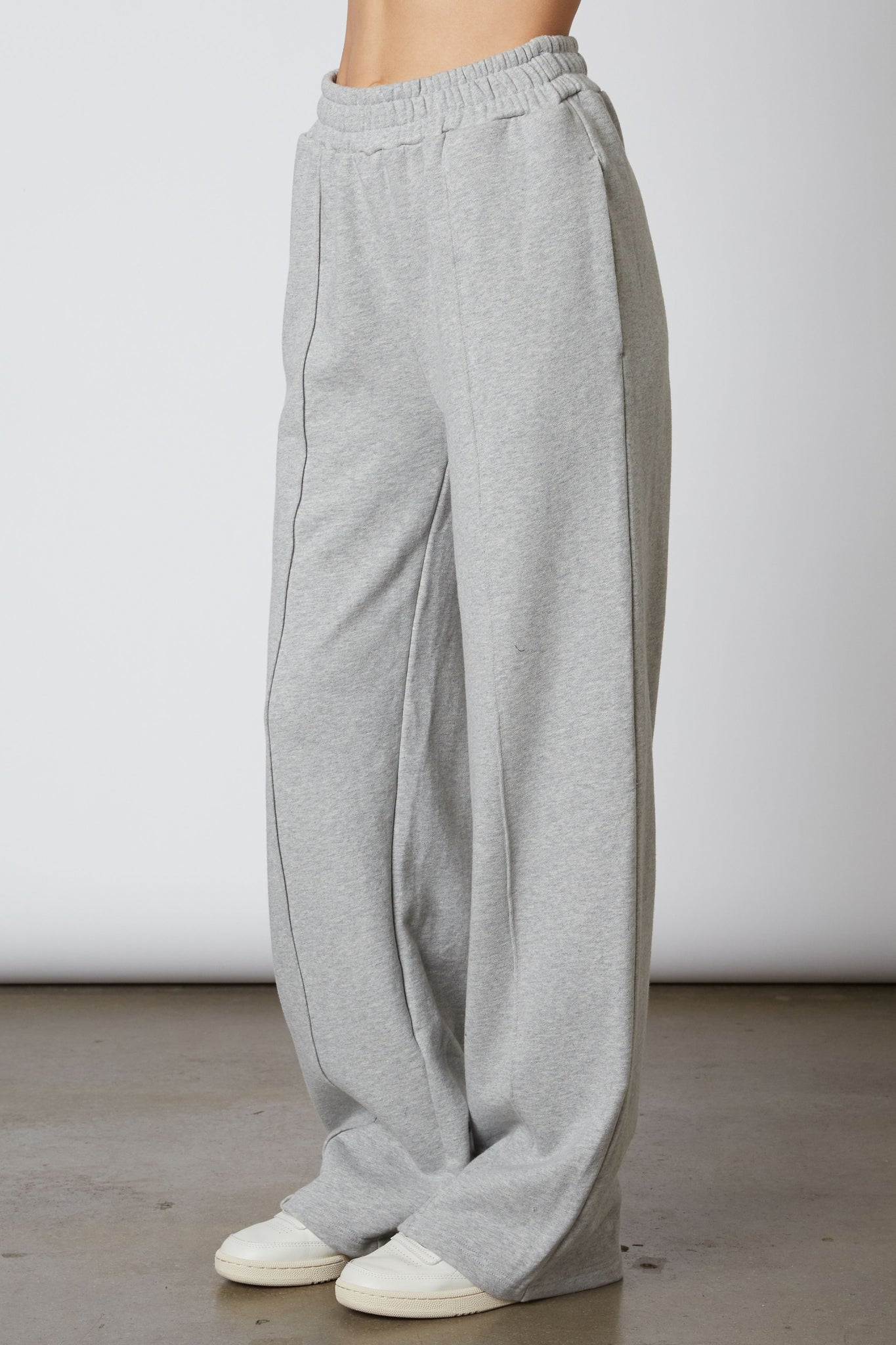 Versatile Wide-leg High Waist Sweatpants – DAXUEN